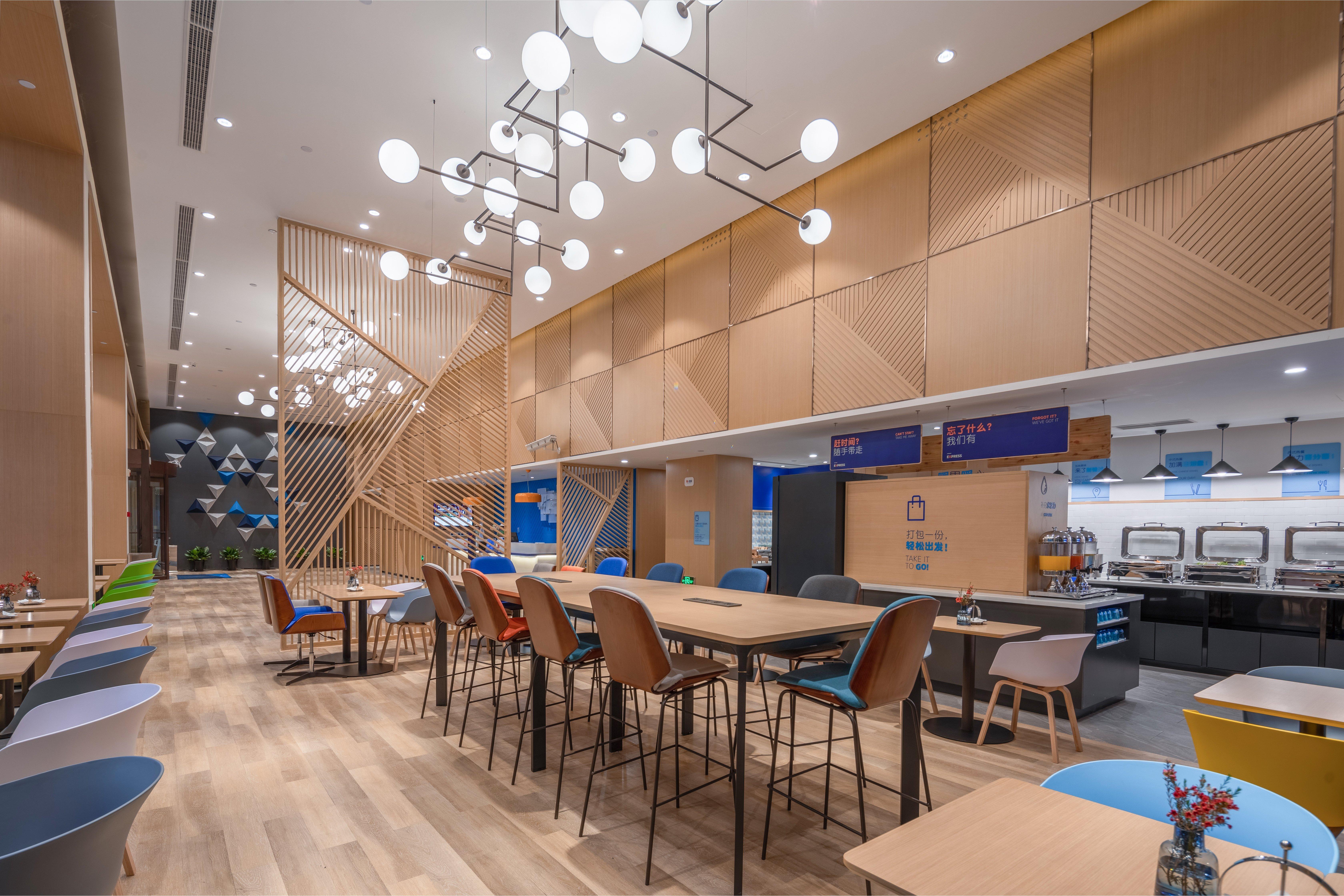 Holiday Inn Express Ningbo City Center By Ihg エクステリア 写真